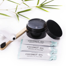 Kits de cadeau de blanchiment des dents avec de l&#39;huile de coco organique activé charbon de poudre et un dentifrice brosse à dents